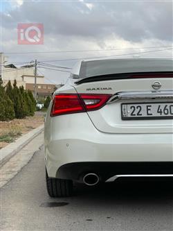 نيسان ماكسيما